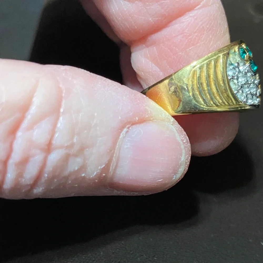 Elegant vintage size 6 3/4 18KT H.G.E. Multicolor Gemstone Ring